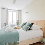 Suite-Appartement 4Stars Pour 6 A 10 Min Du Marais